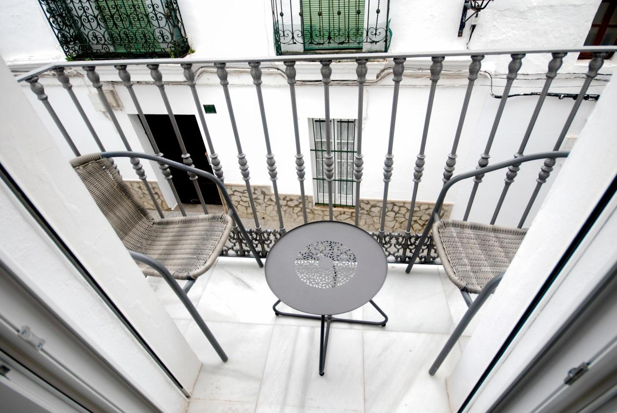 Conil Apartamentos La Dama Y El Vagabundo Conil De La Frontera Exterior photo