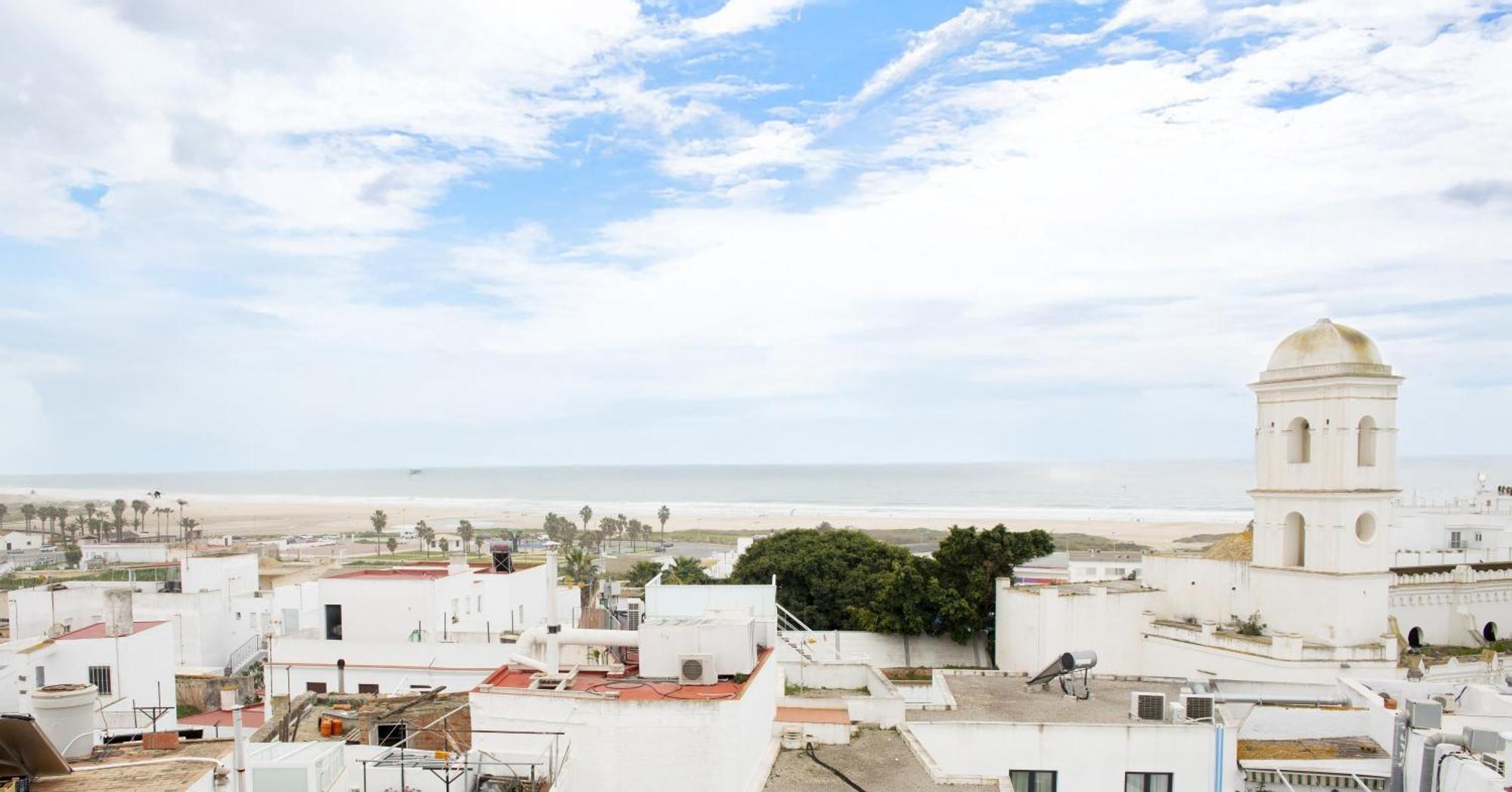 Conil Apartamentos La Dama Y El Vagabundo Conil De La Frontera Exterior photo
